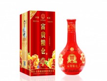 富貴糧倉囍7 濃香型白酒【42度 500ml】